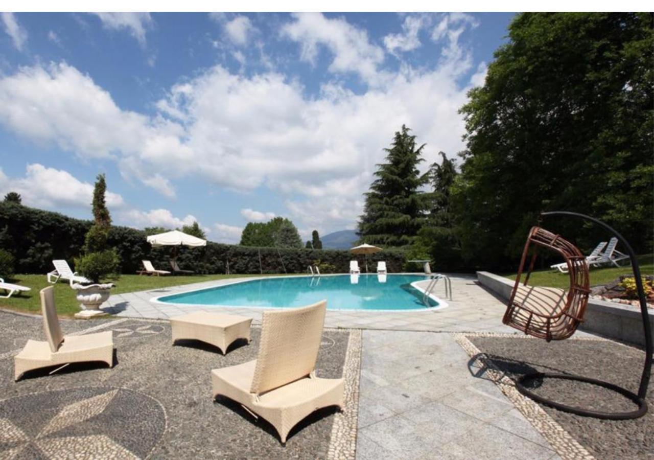 Villa Ghiringhelli Azzate Ngoại thất bức ảnh