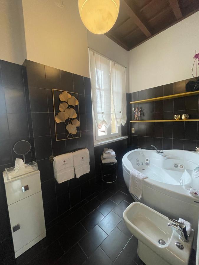 Villa Ghiringhelli Azzate Ngoại thất bức ảnh